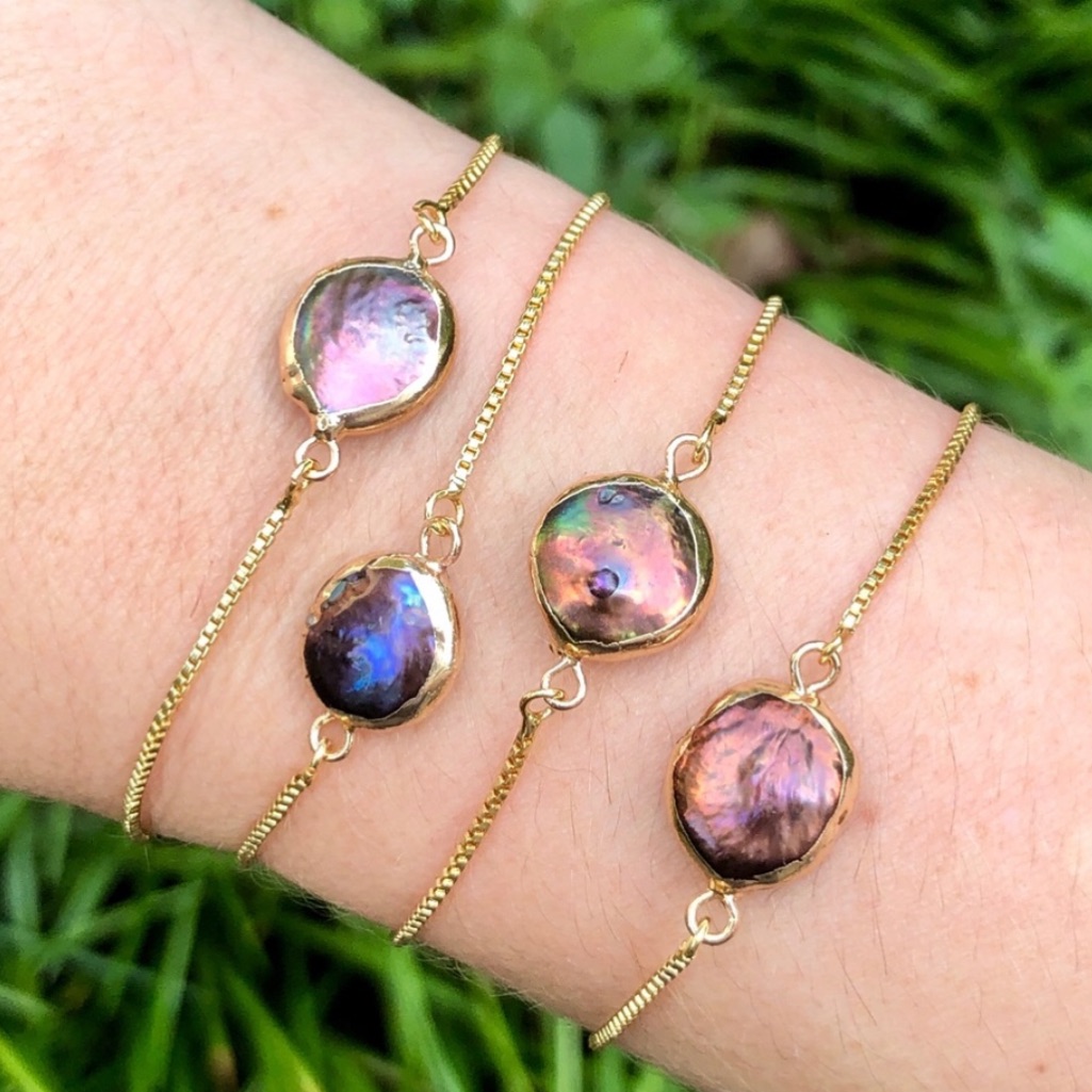 Natural Peacock Pearl 14k Gold Dainty Bracelet